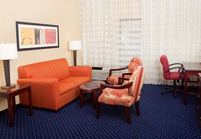 Courtyard By Marriott Livermore Exterior photo